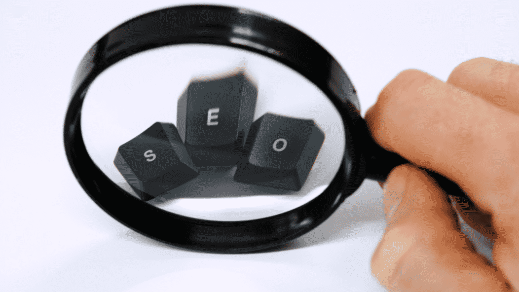 Her forklarer vi hvorfor du og din virksomhet trenger SEO (søkemotoroptimalisering).